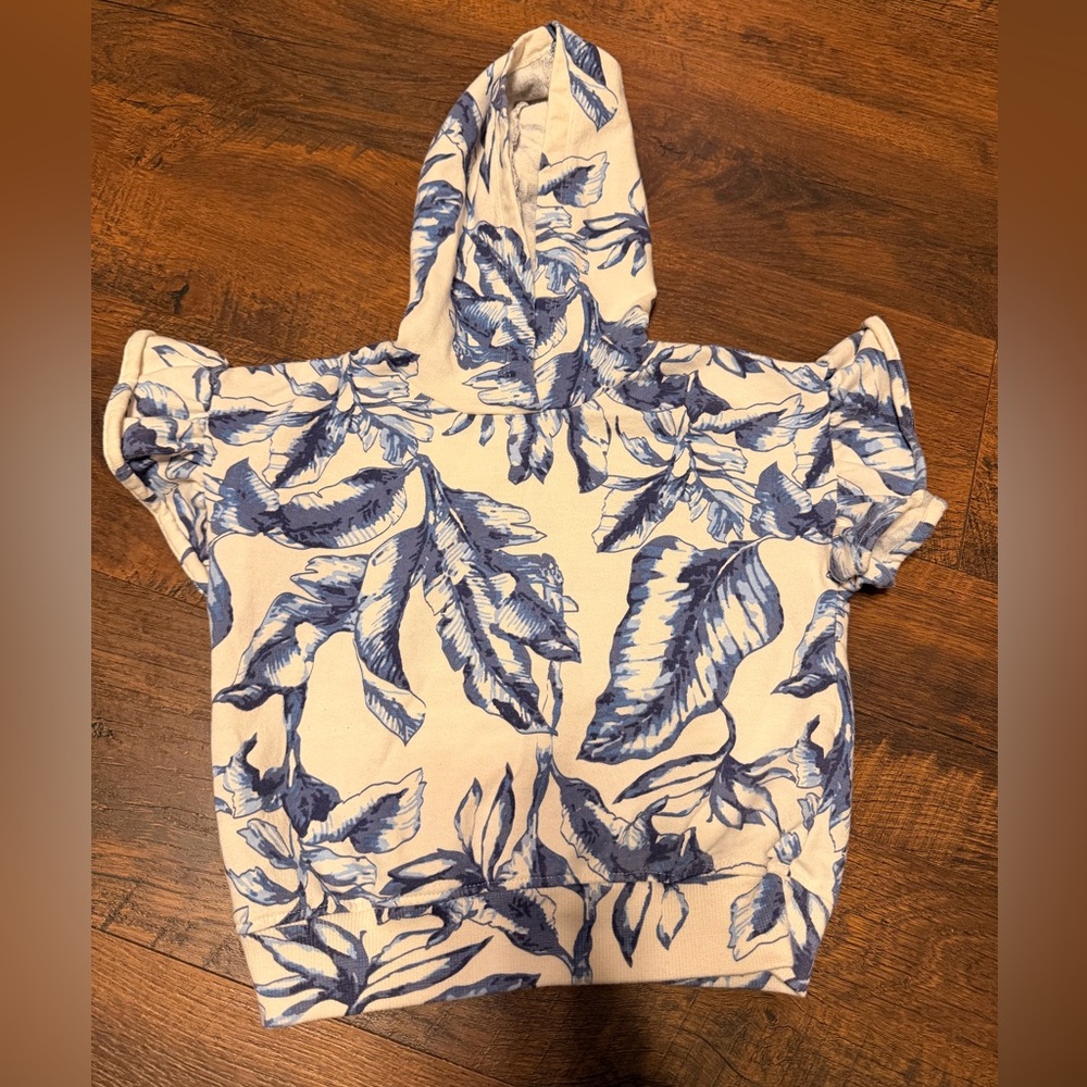 Jessica Simpson Blue and White Leaf Print Hoodie
